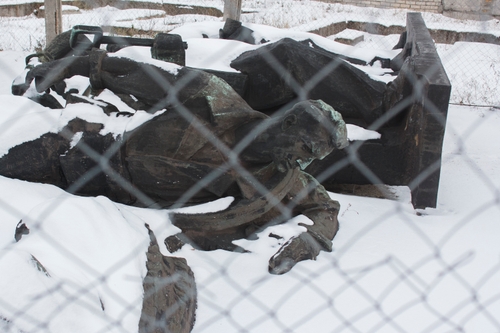Demolished part of the sculptural group in Zaporizhzhia by Nikiforov Yevgen